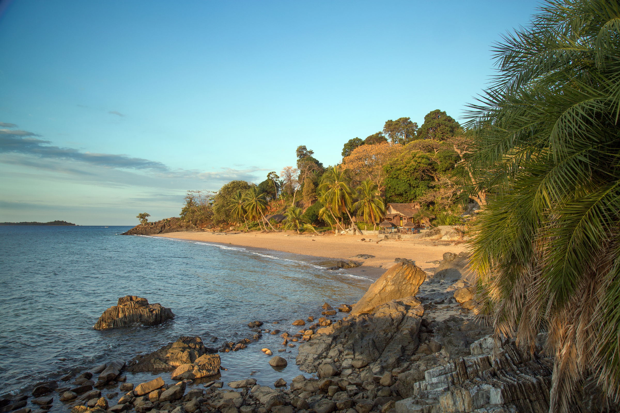 komba island (4).webp